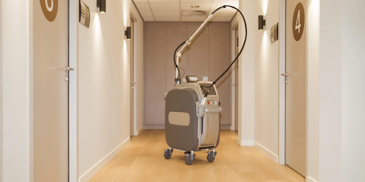 DermaV-laser voor verwijderen van ontsierende bloedvaatjes